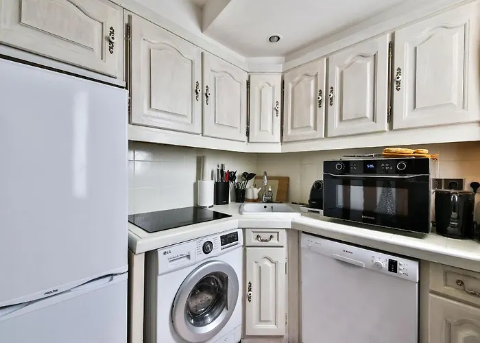 Seguier Proche Seine * パリ